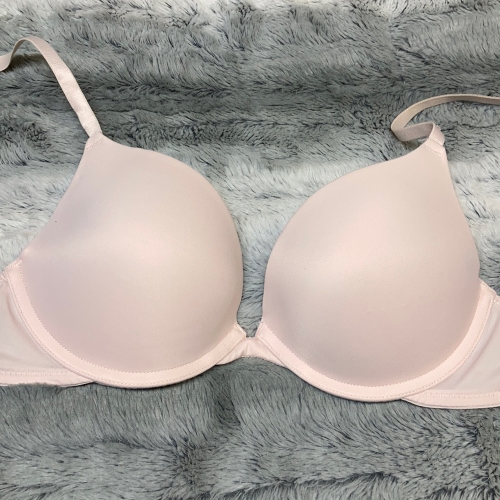 Light Pink T-Shirt Bra - Smooth Padded Support